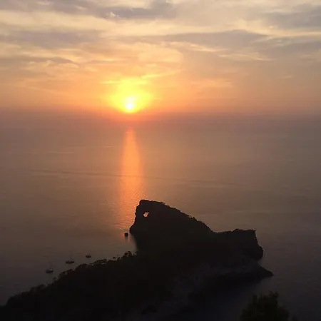 Cala Major *